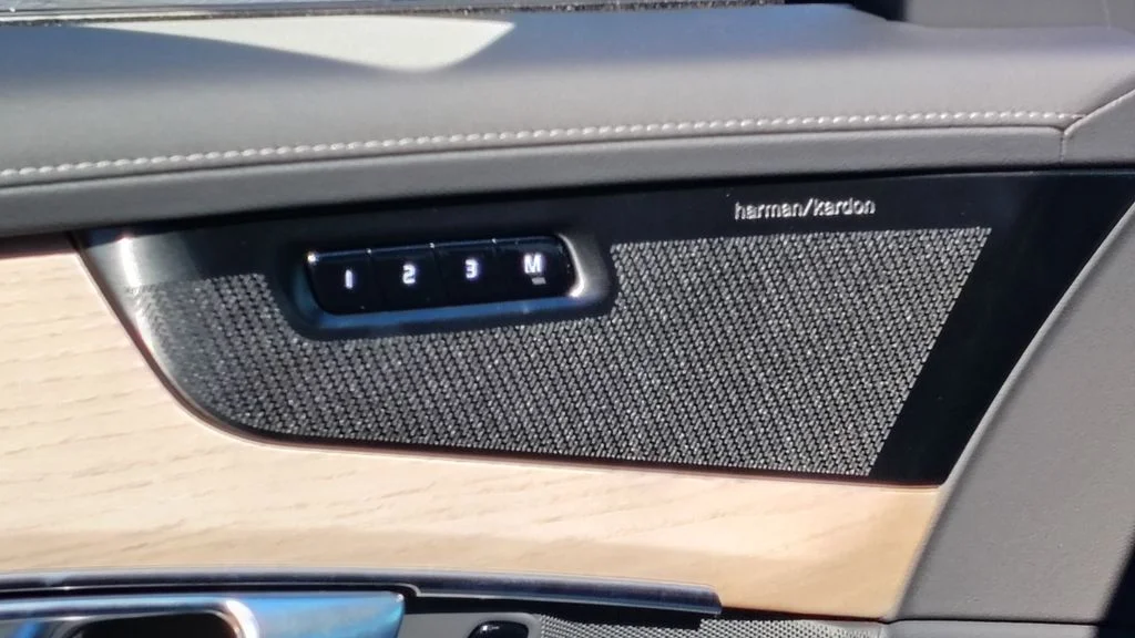 2026 Volvo XC90 Ultra - Photo 9