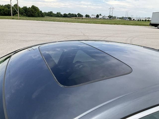 New 2026 Meteorite Gray Metallic Honda Touring image 30