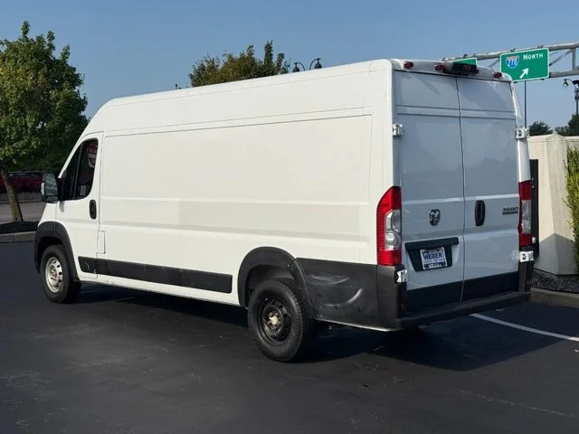 Used 2023 White Ram NA image 3
