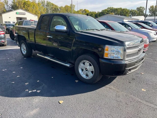 Used 2011 Black Chevrolet LTZ image 2