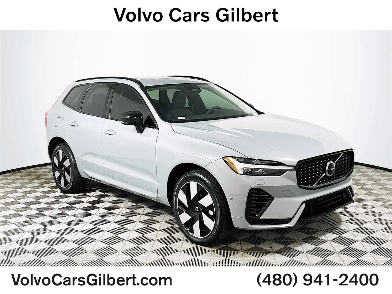 2025 Volvo XC60 T8 Plus Dark AWD's photo