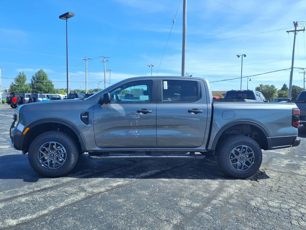 New 2026 Carbonized Gray Metallic Ford XLT image 3