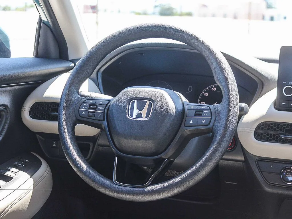 Certified Used 2025 Nordic Forest Pearl Honda LX image 16
