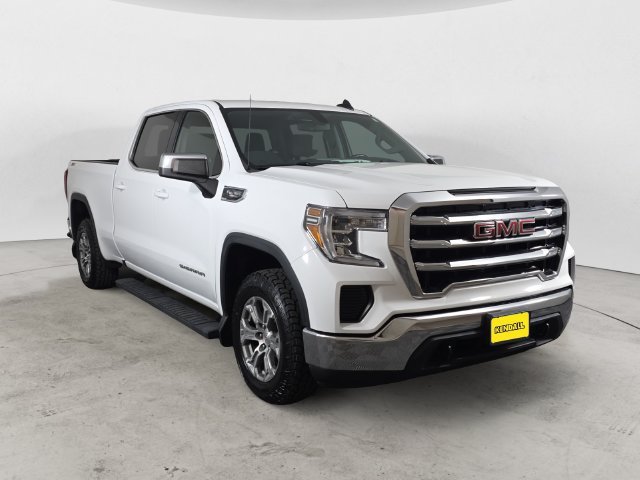 Used 2021 SUMMIT WHITE GMC SLE image 3
