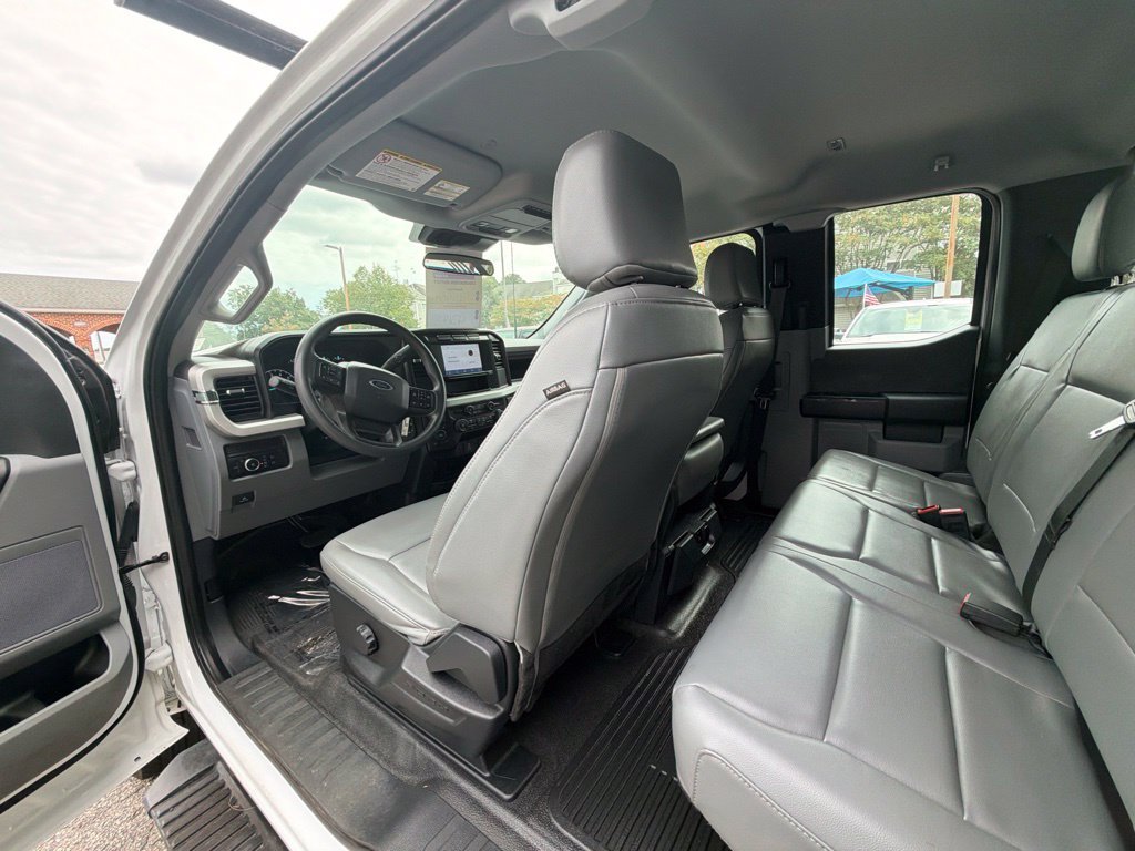 Used 2024 White Ford XL image 12