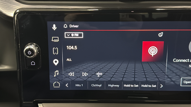 Used 2023 Onyx Black GMC Denali Ultimate image 32
