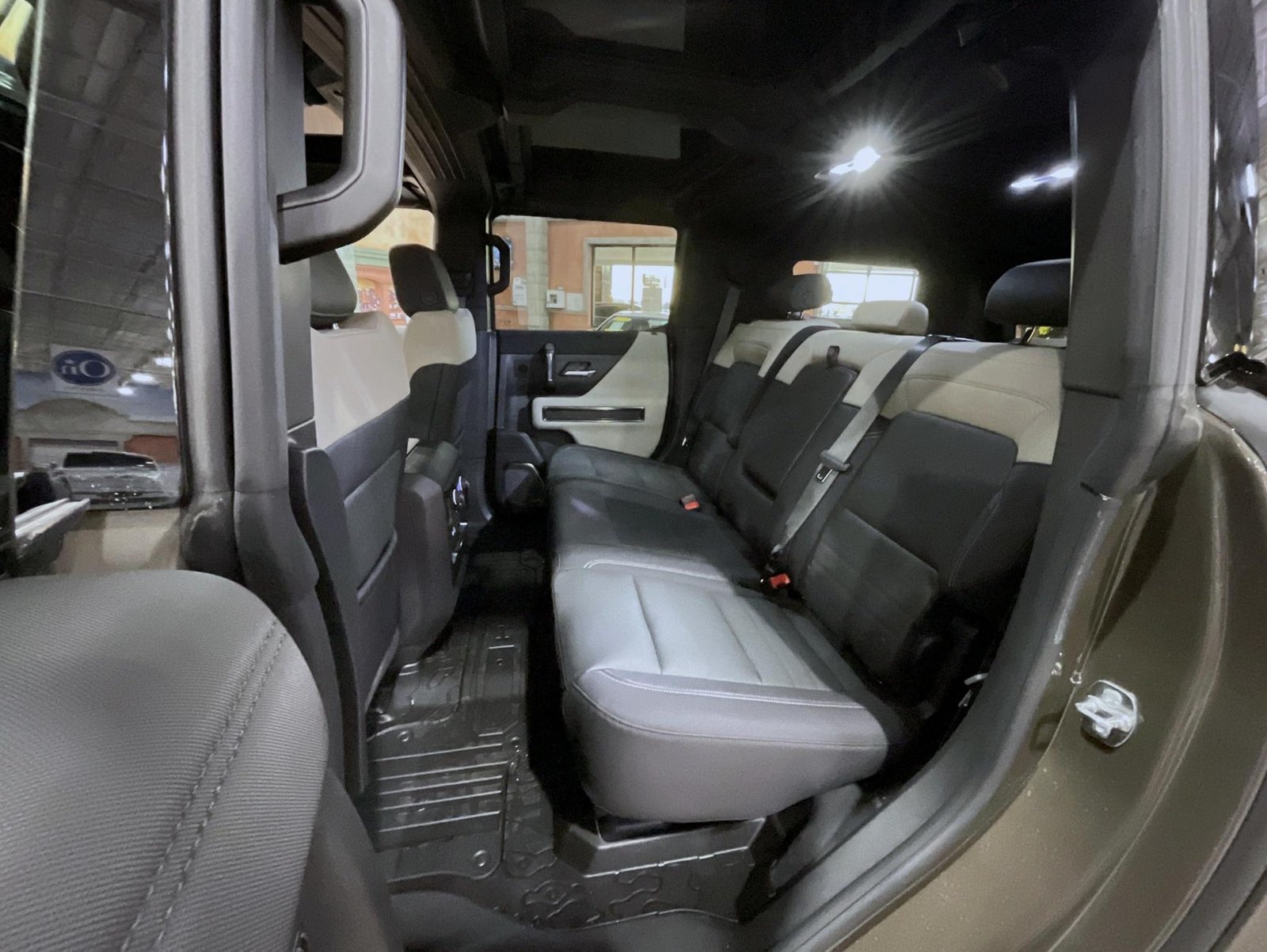 2026 GMC HUMMER EV 2X - Photo 19