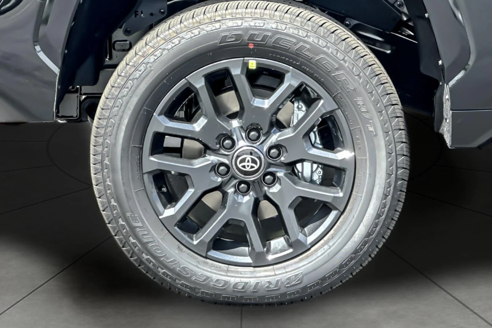 2026 Toyota Tundra Platinum - Photo 24