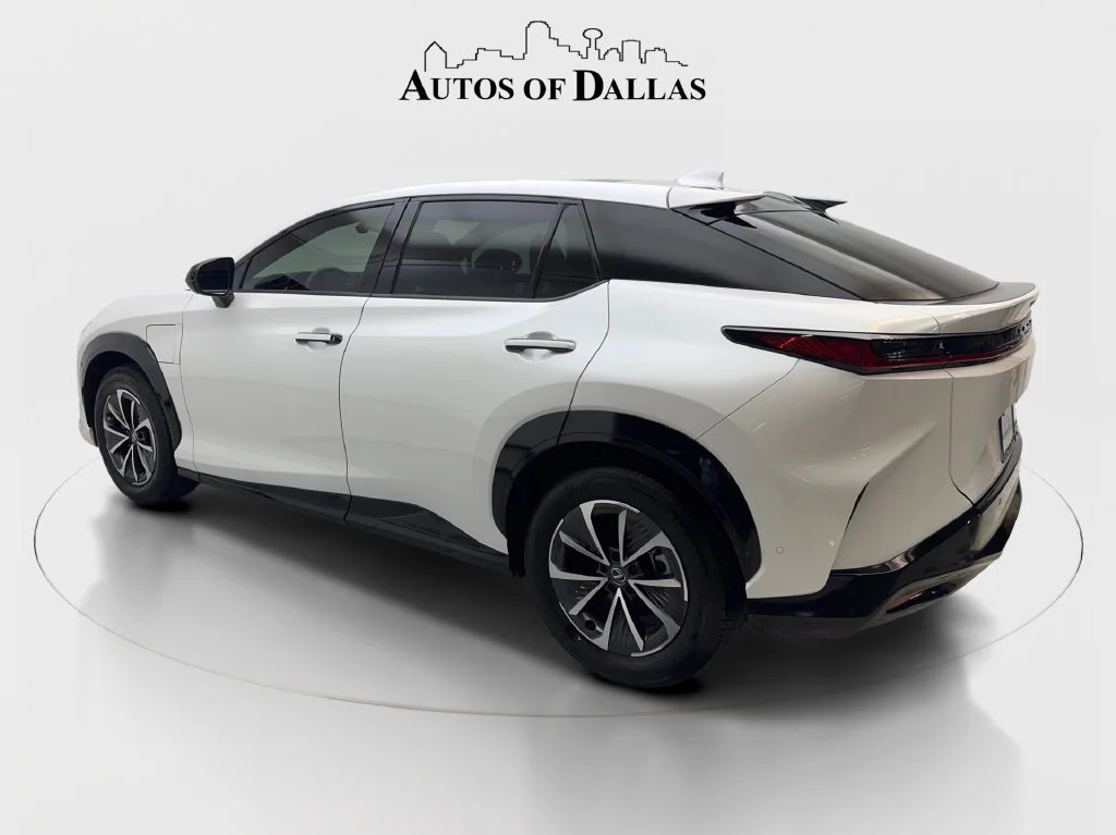 Used 2024 White Lexus 300e Premium image 10