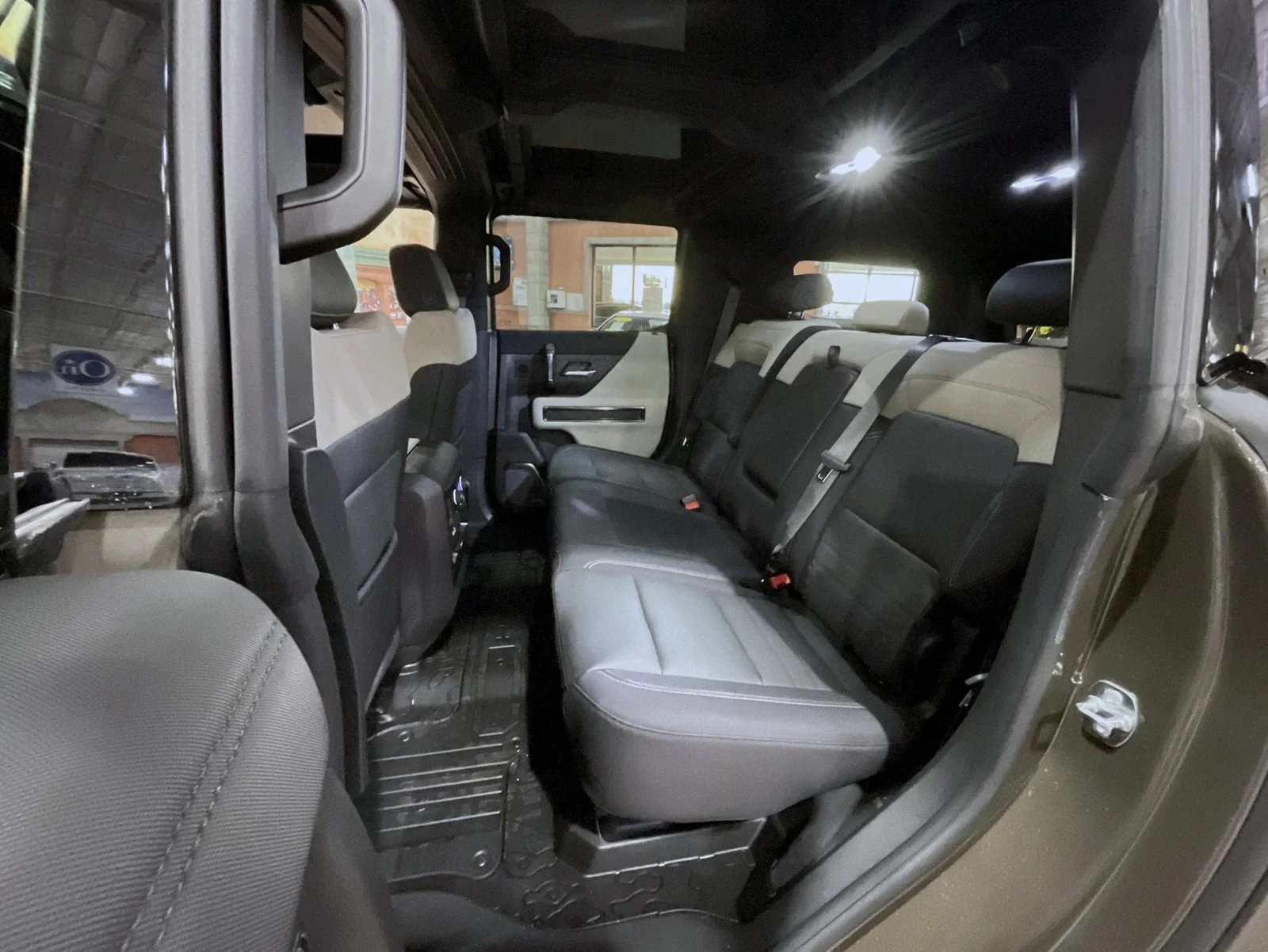 New 2026 Deep Aurora Metallic (Dark Bronze) GMC 2X image 19