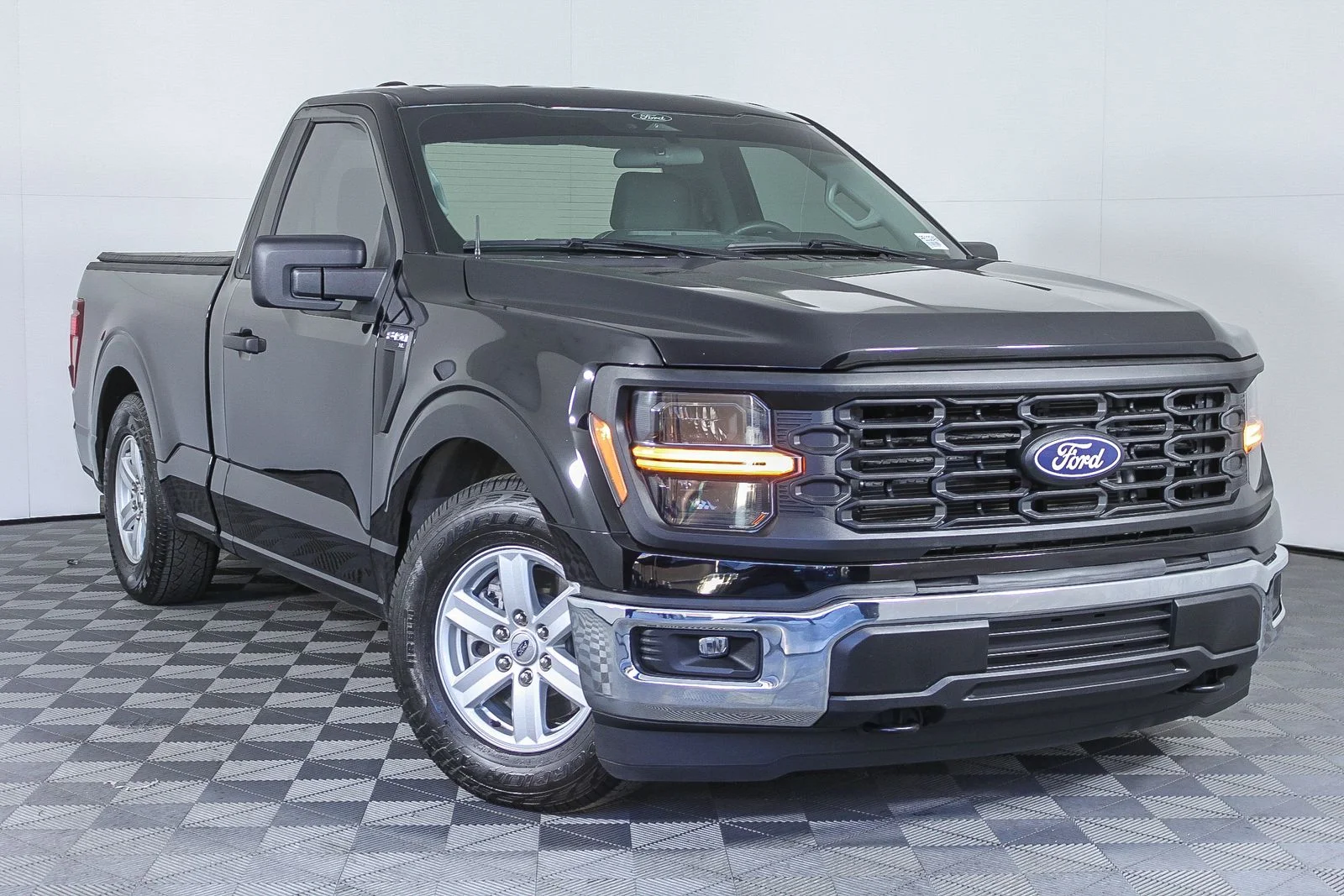 2025 Ford F-150 XL 4x4 Regular Cab 6-1/2 Box's photo