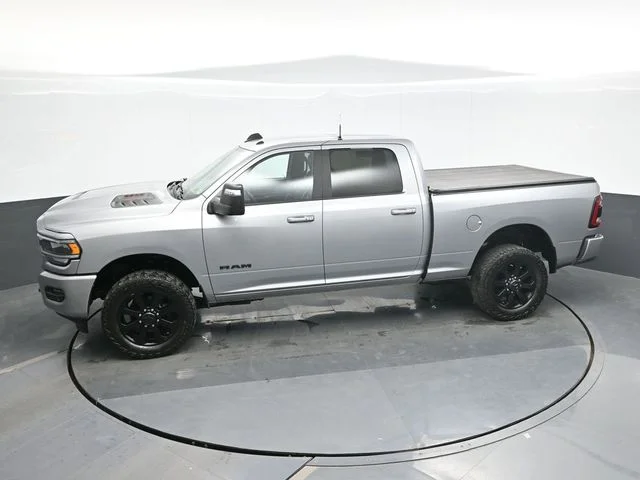 Used 2023 Silver Ram Laramie image 12