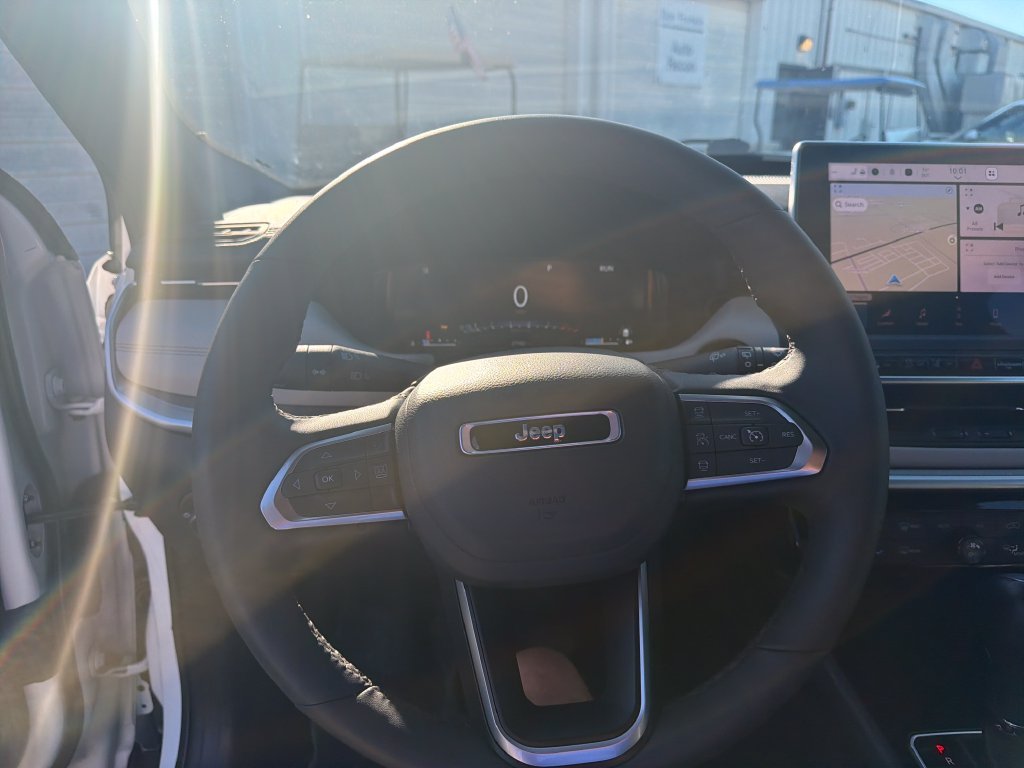 Used 2025 White Jeep Limited image 17