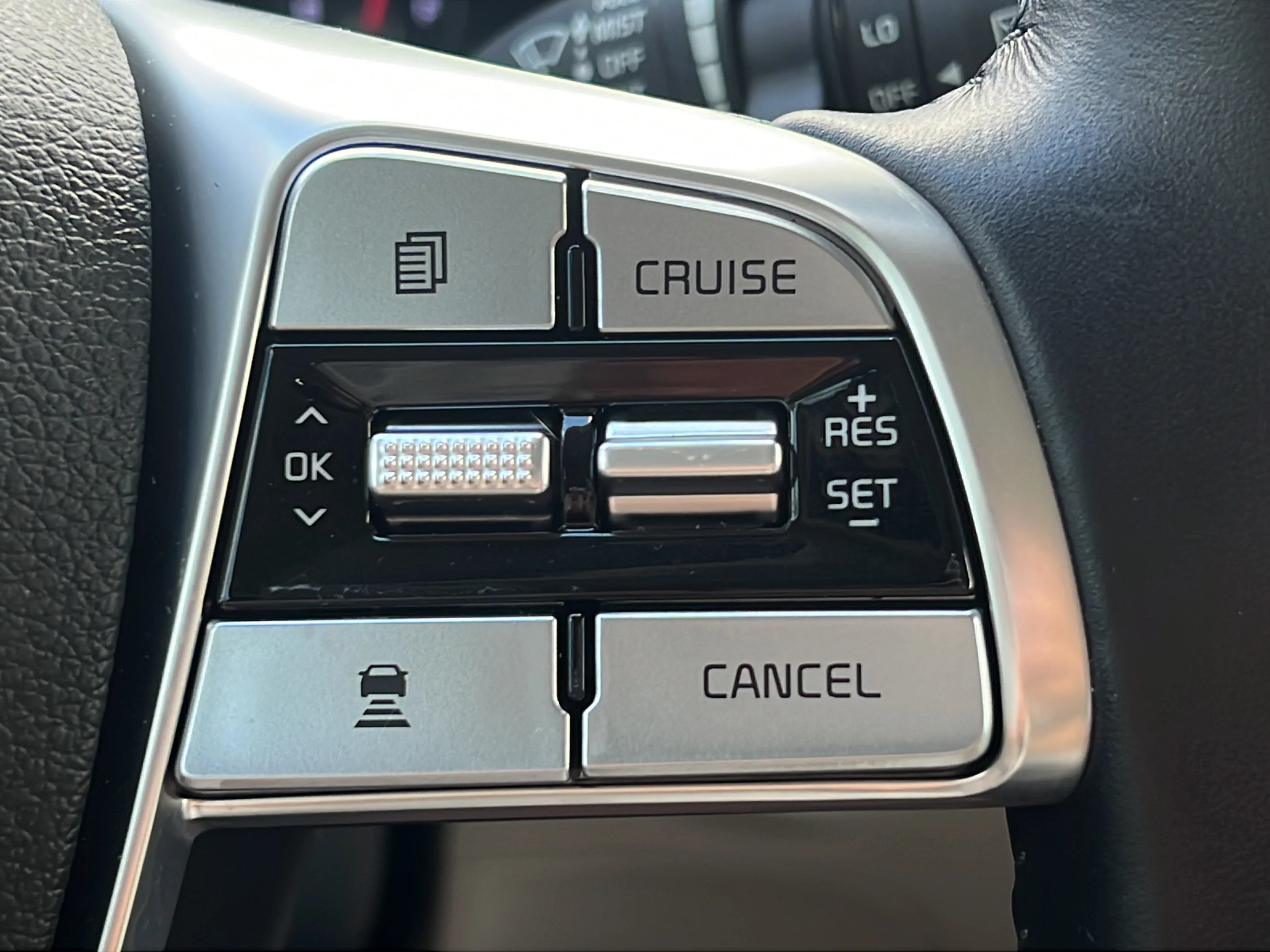 Used 2022 Gravity Grey Kia SX image 22