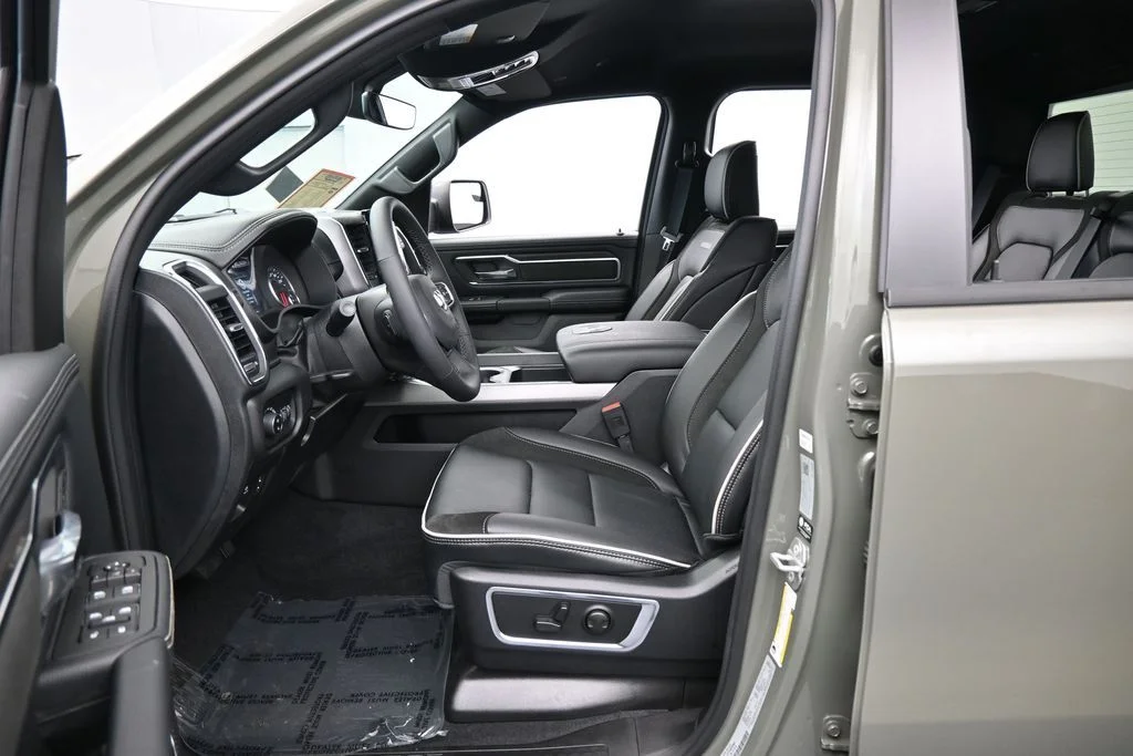 Used 2026 Canyon Lake Ram Laramie image 10