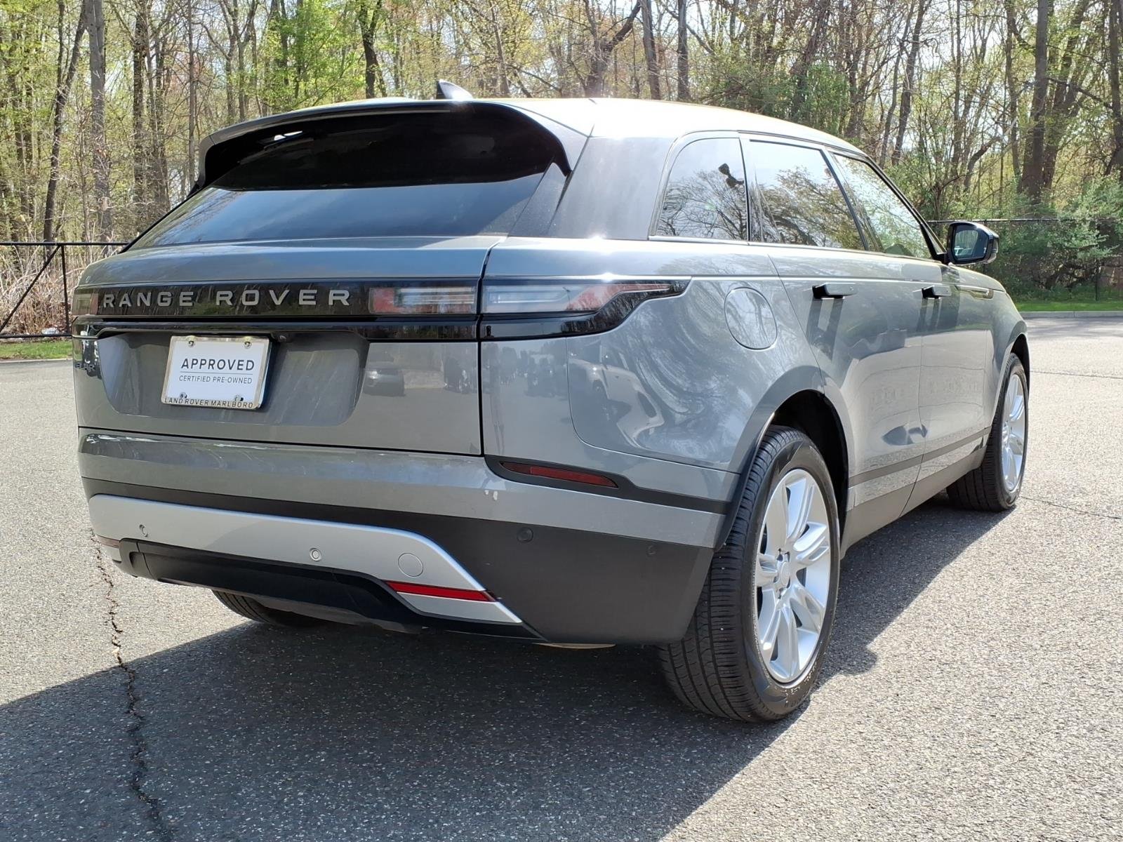 Certified Used 2026 Zadar Grey Prem Met Land Rover S image 2