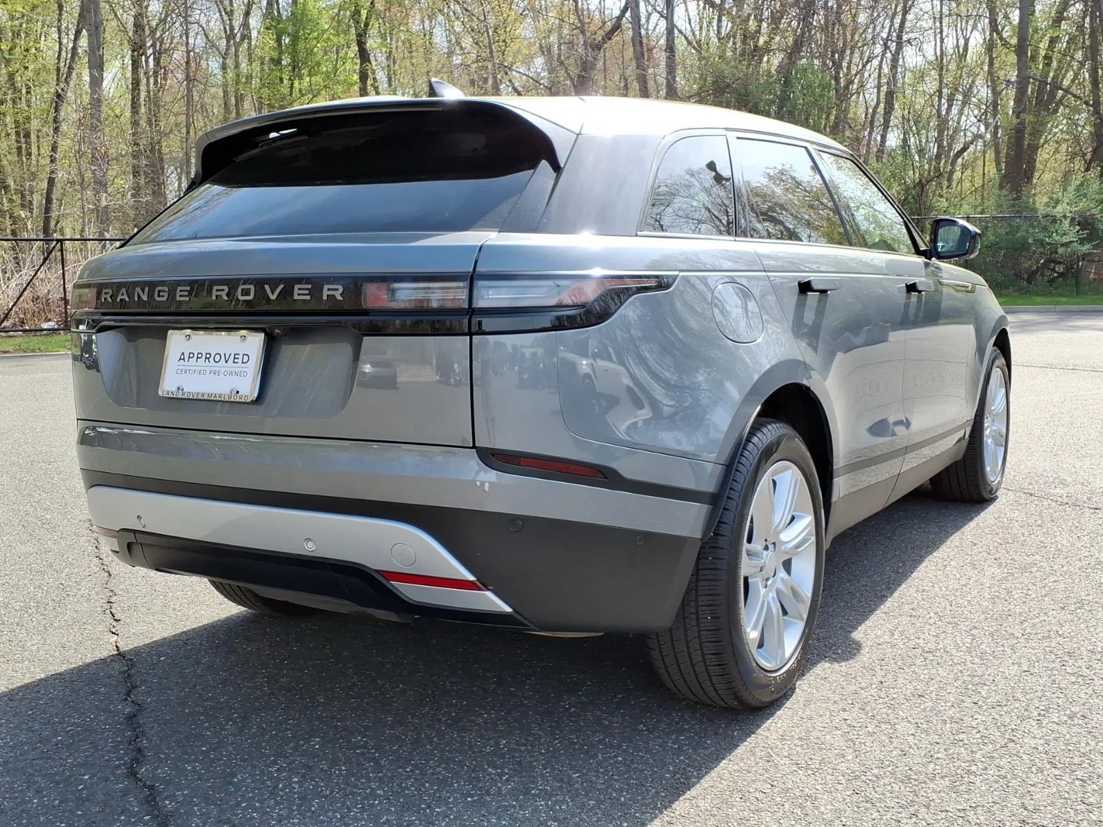 Certified Used 2026 Zadar Grey Prem Met Land Rover S image 2