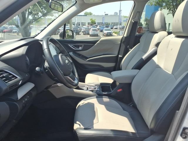 Used 2023 White Subaru Limited image 22