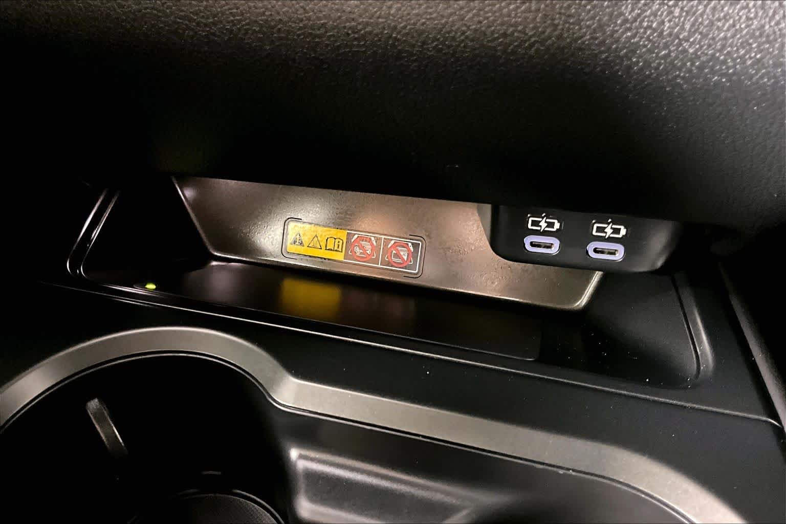 Used 2025 Iridium Lexus Premium image 32