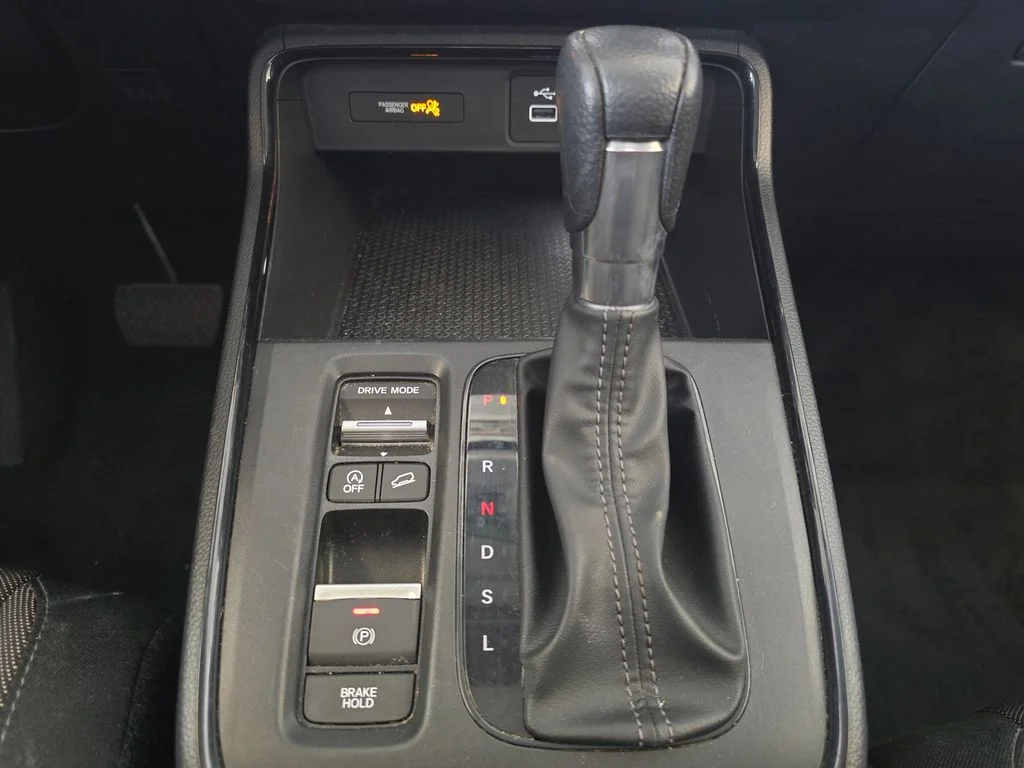 Used 2025  Honda LX image 12