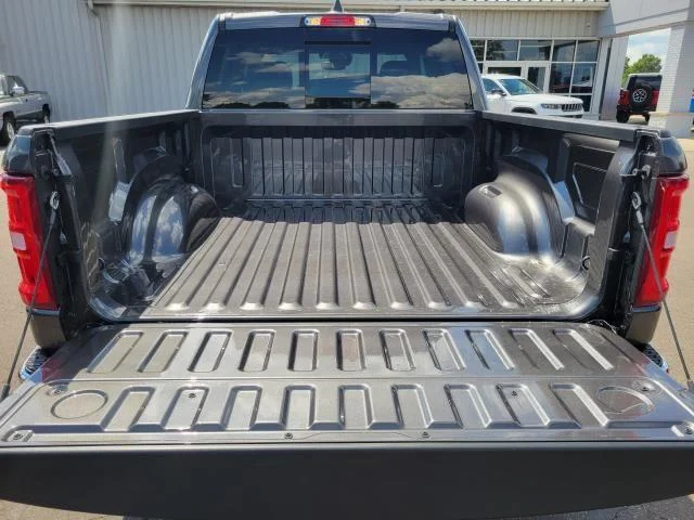 New 2026 Granite Crystal Metallic Clear-Coat Exterior Paint RAM Big Horn image 28