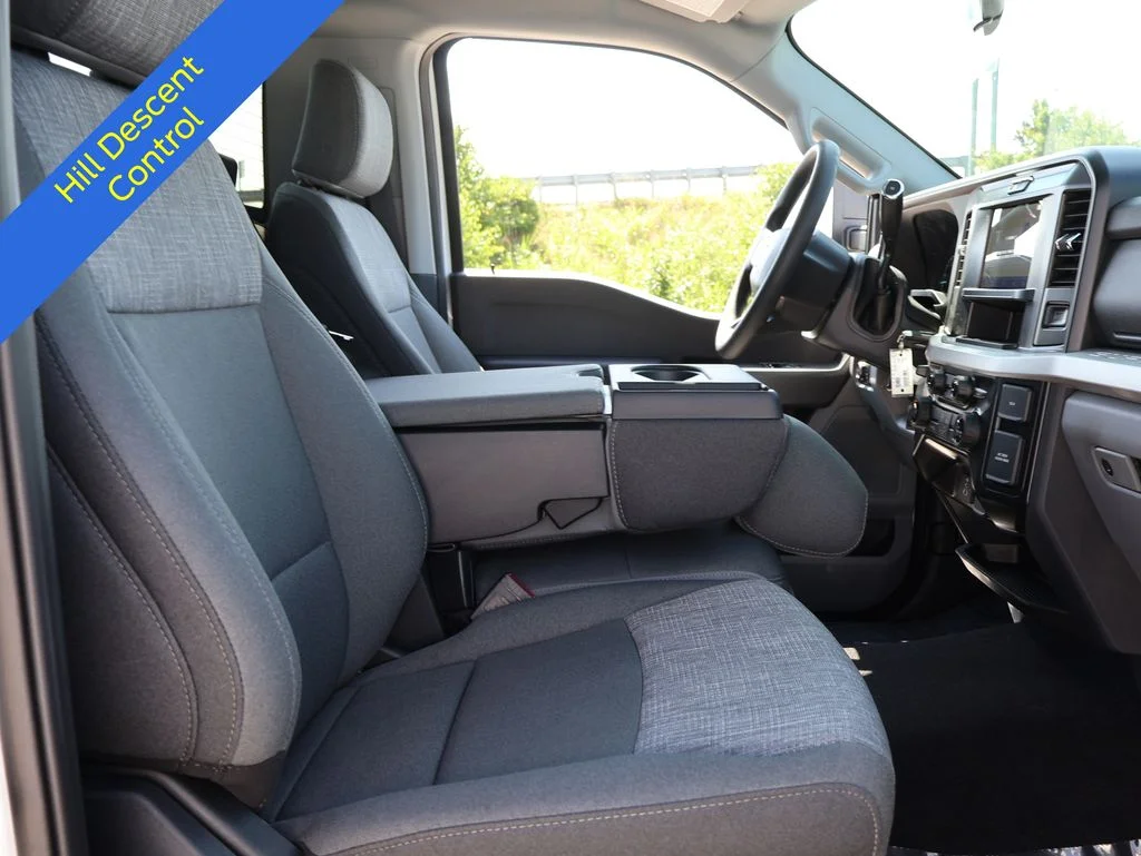 New 2026 Oxford White Ford F-350® XLT image 9