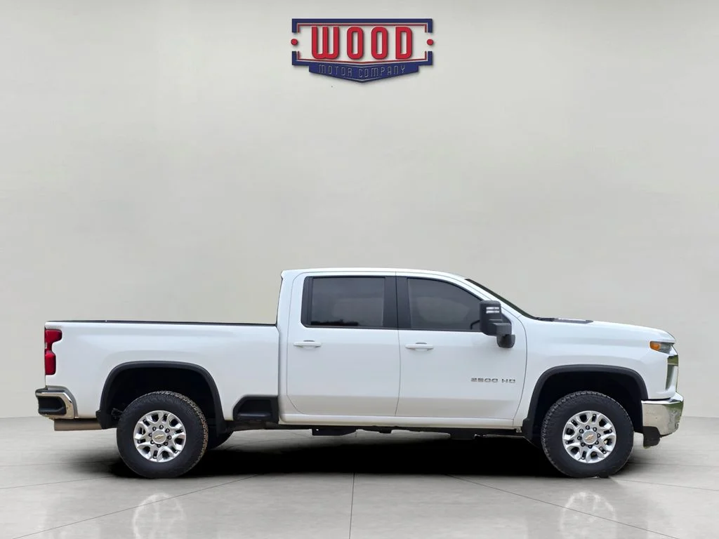 Used 2021 Summit White Chevrolet LT image 2