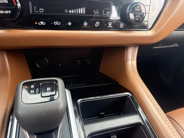 Used 2024 Gray Nissan Platinum image 29