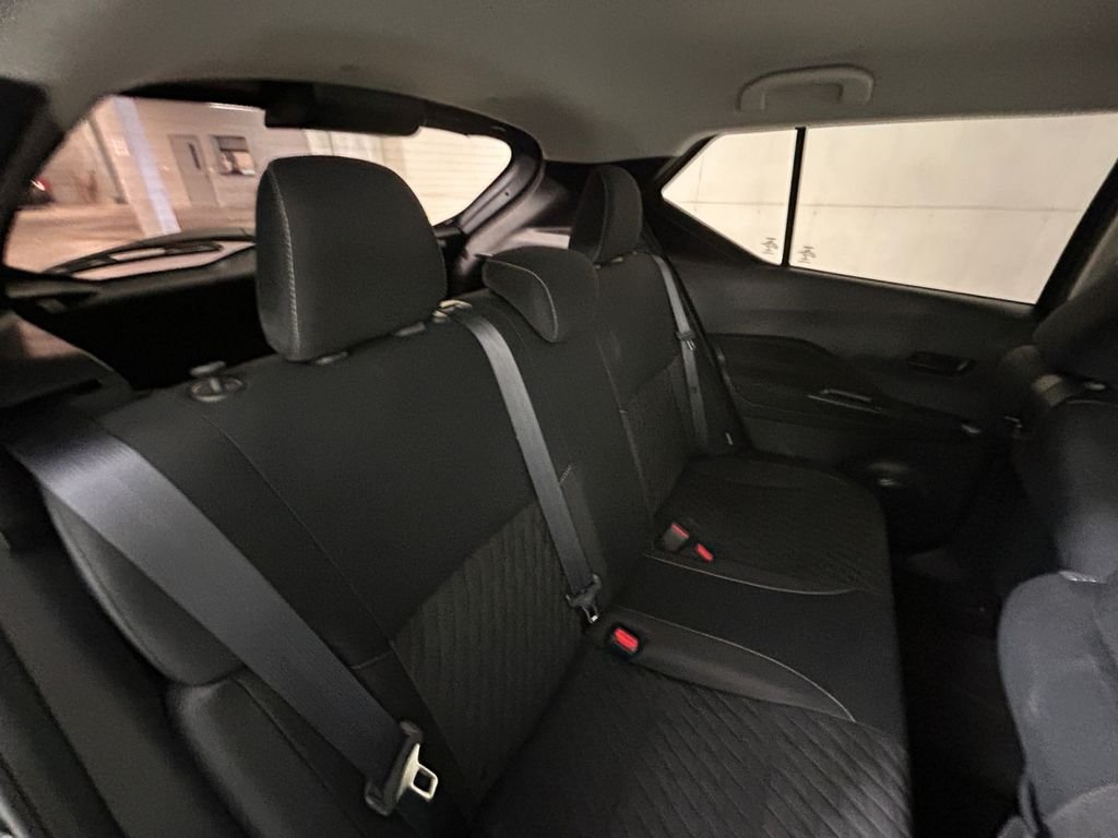 Used 2022 Gray Nissan S image 17