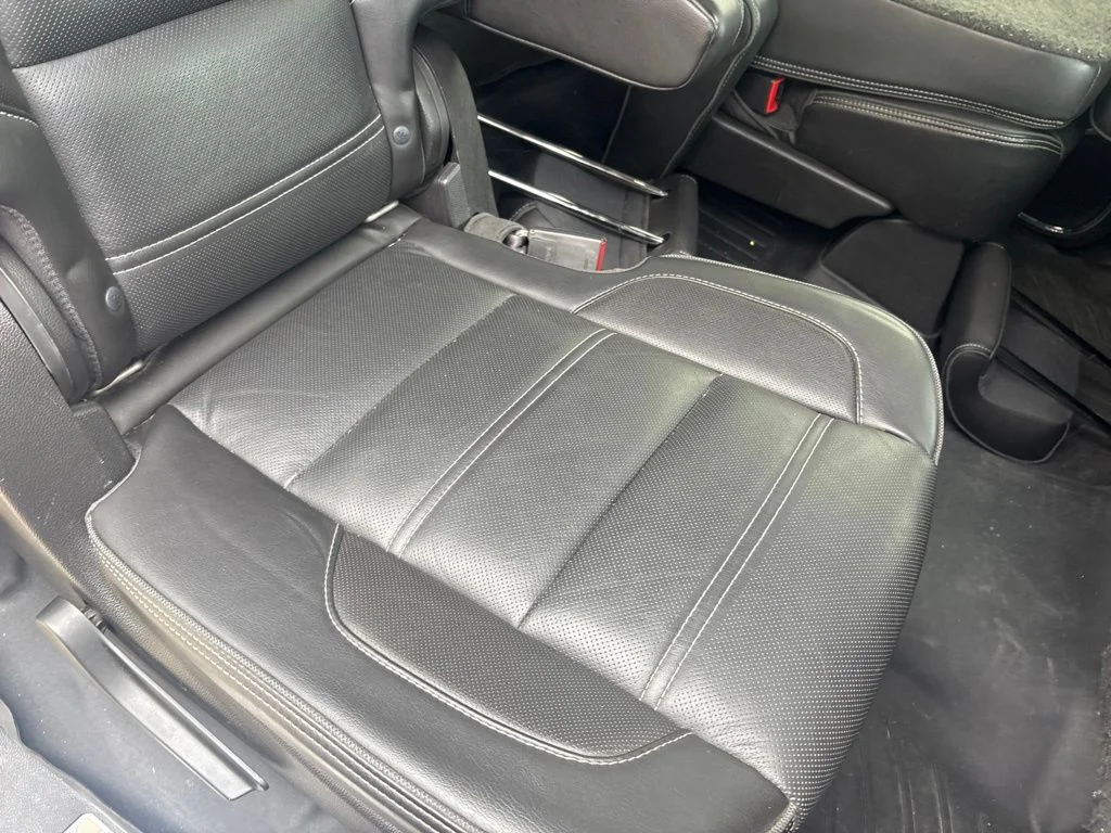 Used 2017 White GMC Denali image 36
