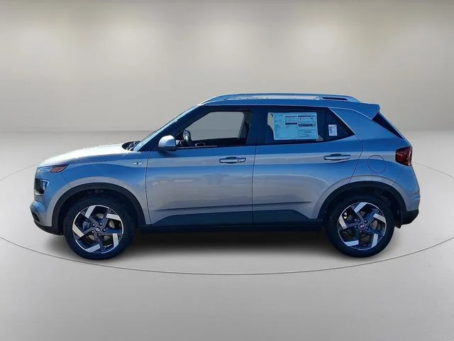 New 2026 Silver Hyundai SEL image 4
