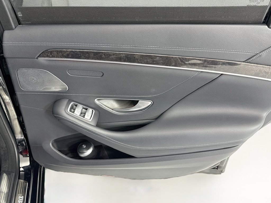 Used 2017 Black Mercedes-Benz S 550 image 26
