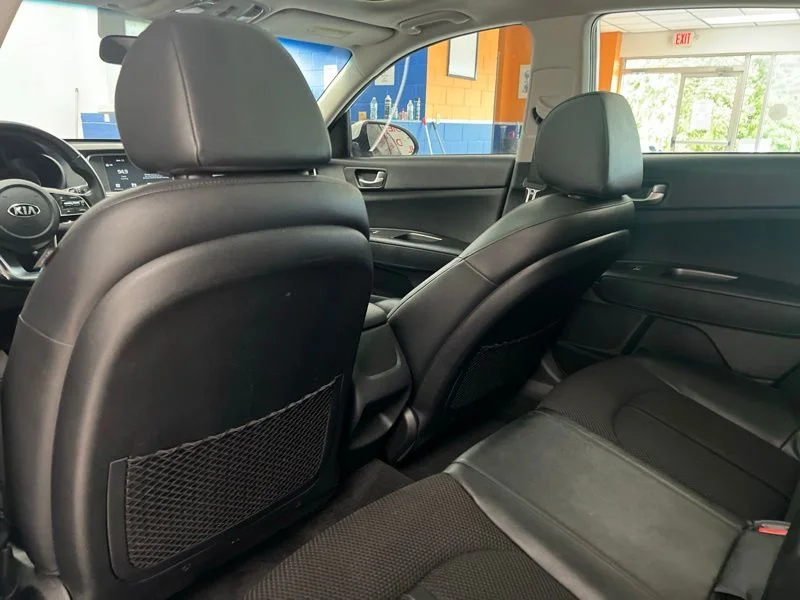 Used 2020 White Kia S image 16