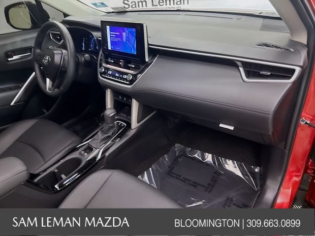 Used 2025 Red Toyota XLE image 30