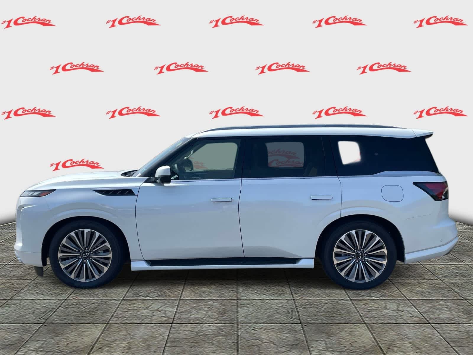 New 2026 Radiant White INFINITI LUXE image 10