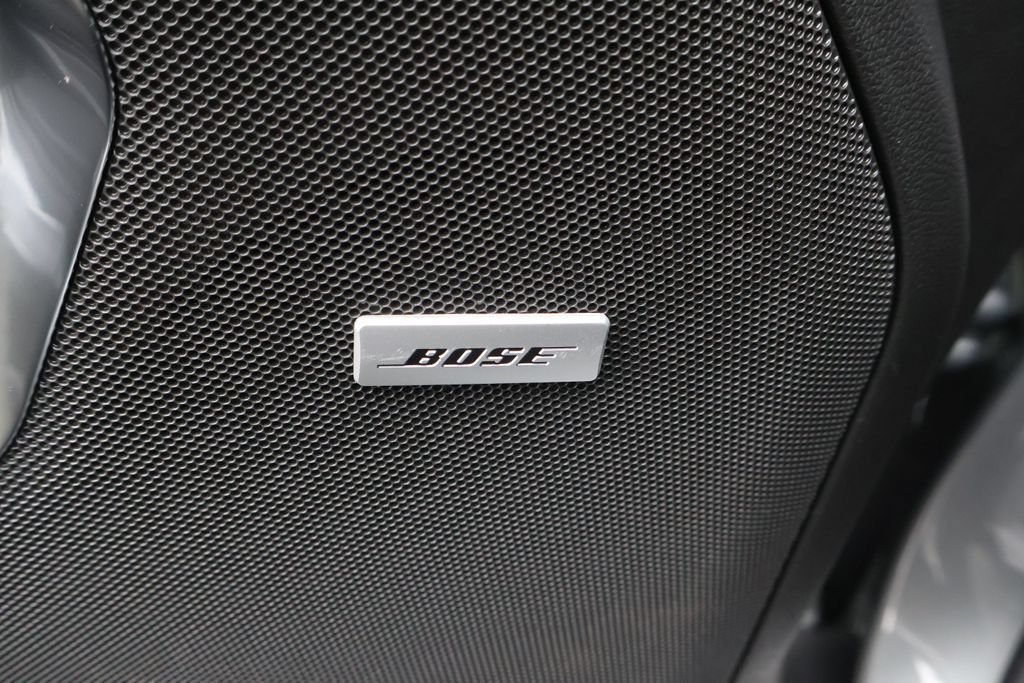 2026 Chevrolet Suburban RST - Photo 21