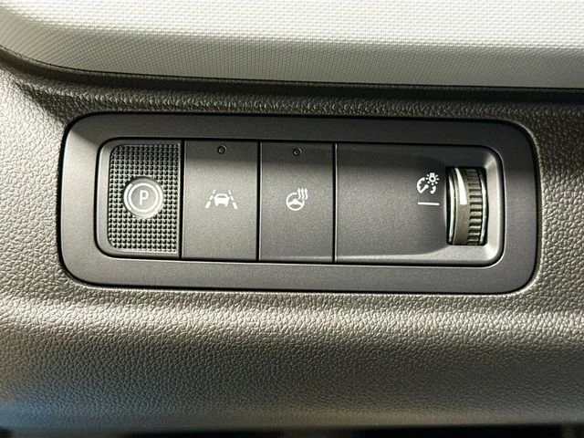 2027 Chevrolet Bolt LT - Photo 13