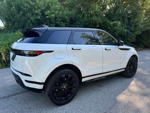 Used 2024 Fuji White Land Rover Dynamic image 4