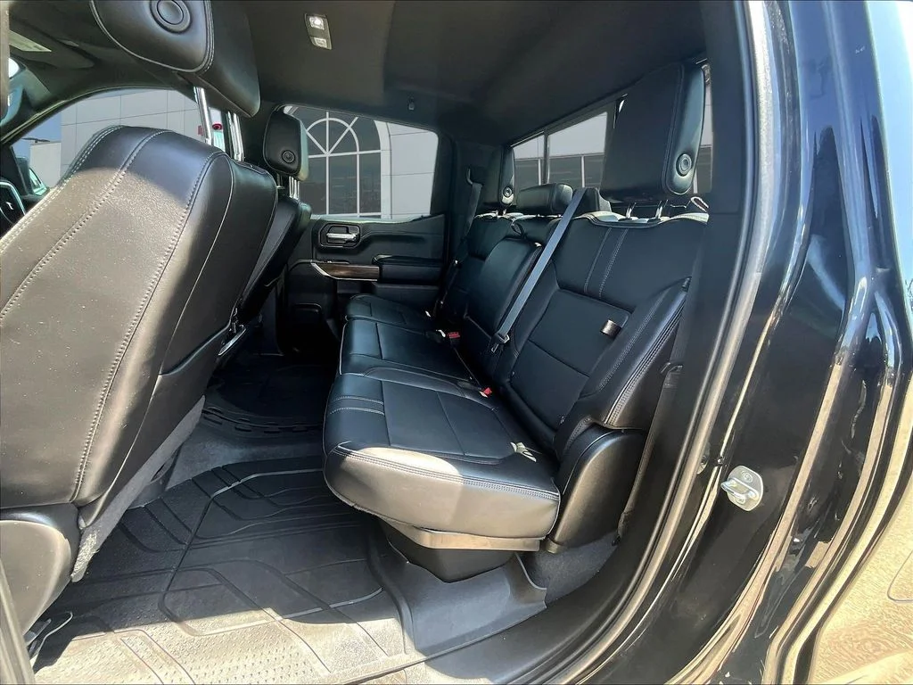 Used 2021 Black Chevrolet High Country image 25