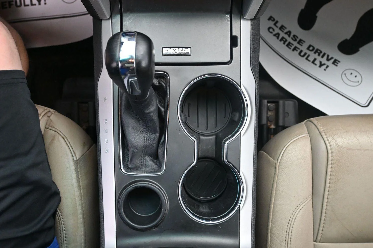 Used 2015 Tuxedo Black Metallic Ford Limited image 28