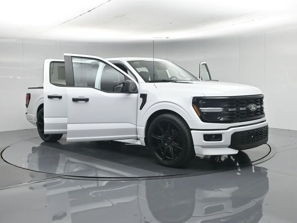 New 2026 Oxford White Ford STX image 30