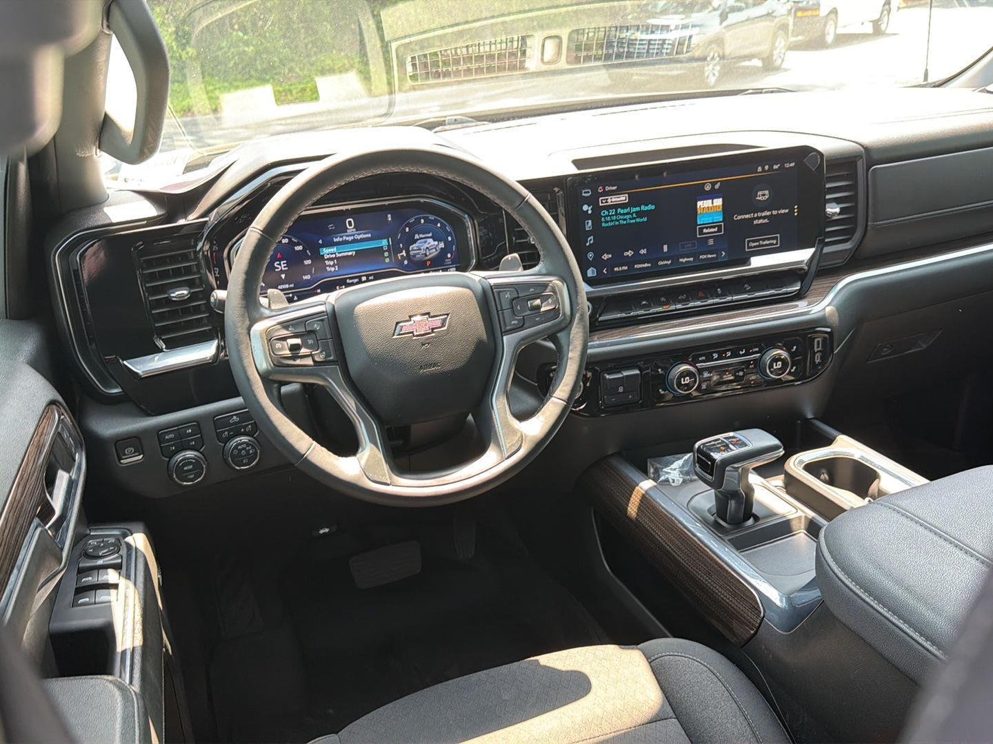 Used 2023 Black Chevrolet RST image 18