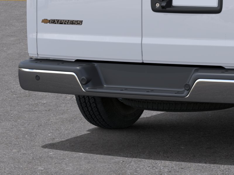 New 2026 Summit White Chevrolet 1WT image 14