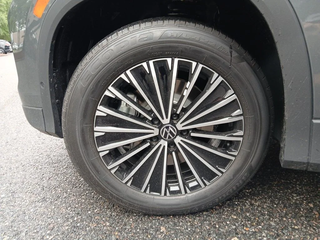 2025 Volkswagen Tiguan S - Photo 25