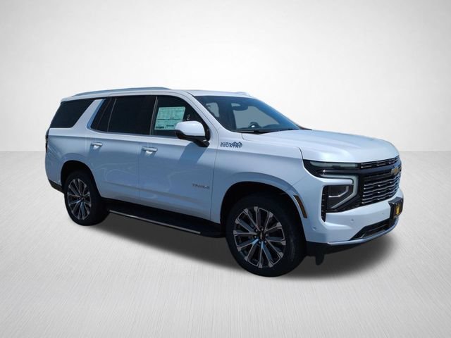New 2026 Polar White Tricoat Chevrolet High Country image 4