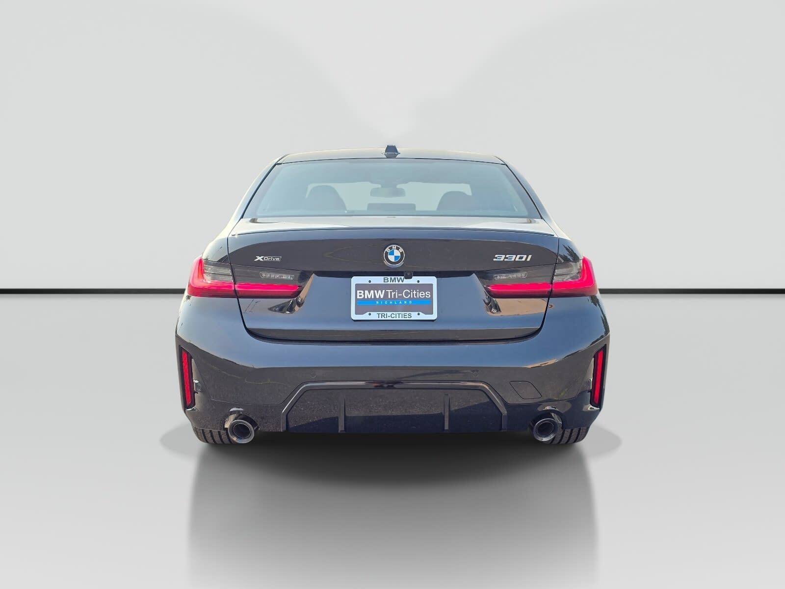 New 2026 Black Sapphire Metallic BMW 330i xDrive image 5
