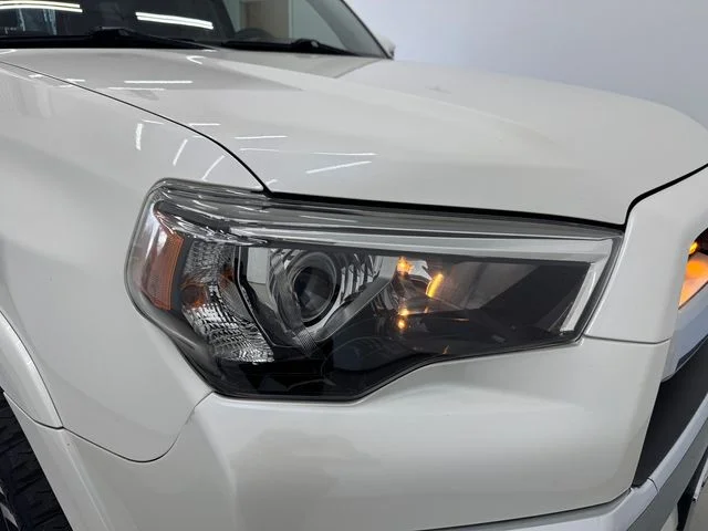 Used 2017 Blizzard Pearl Toyota Limited image 34