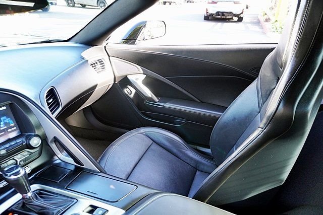 Used 2019 Black Chevrolet Grand Sport image 23