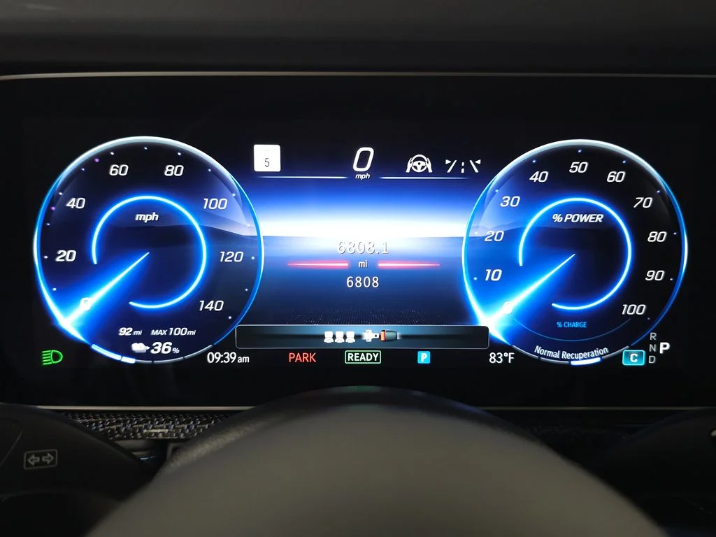 Certified Used 2025 Black Mercedes-Benz G 580 image 14