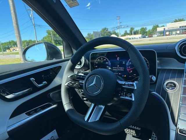 New 2026 Graphite Grey Metallic Mercedes-Benz GLC 300 image 27
